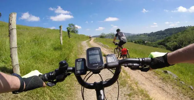 Comment créer des itinéraires sur un GPS vélo ?